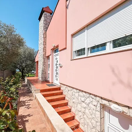 House Antonia By The Sea Ae1556
