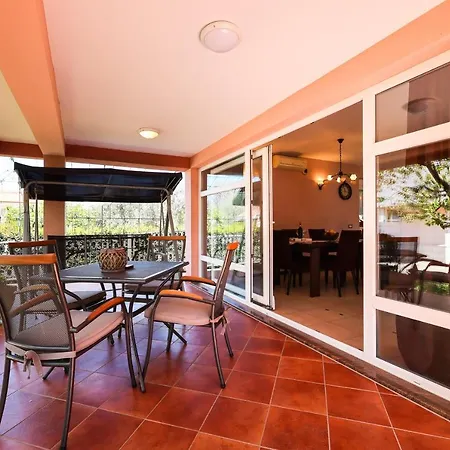 Дом отдыха House Antonia By The Sea Ae1556 Сукошан